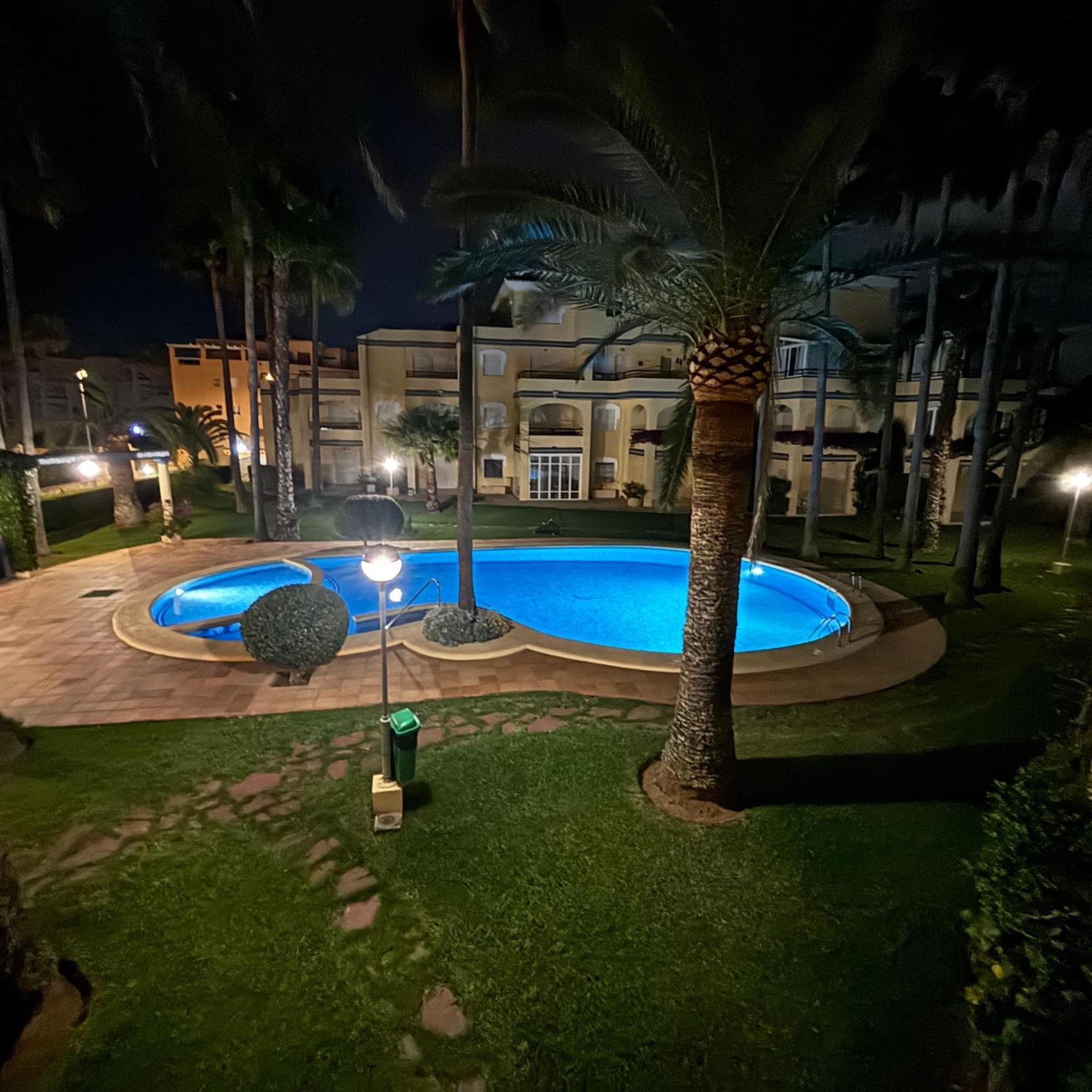 Apartment Primera Linea En *