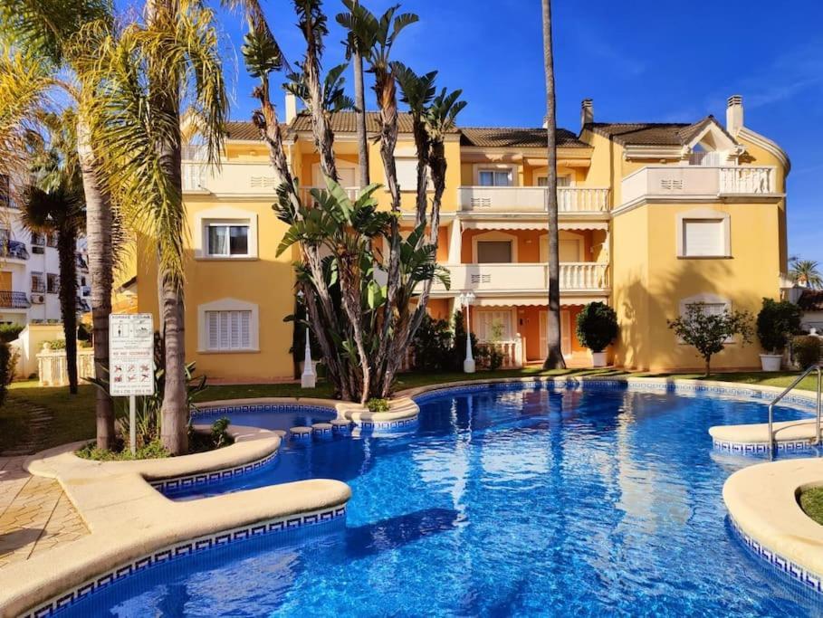 Marina Azul By Edeal Homes *