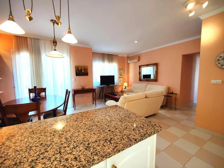 Marina Azul By Edeal Homes Apartment