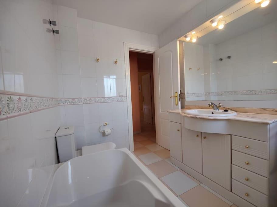 Marina Azul By Edeal Homes Denia
