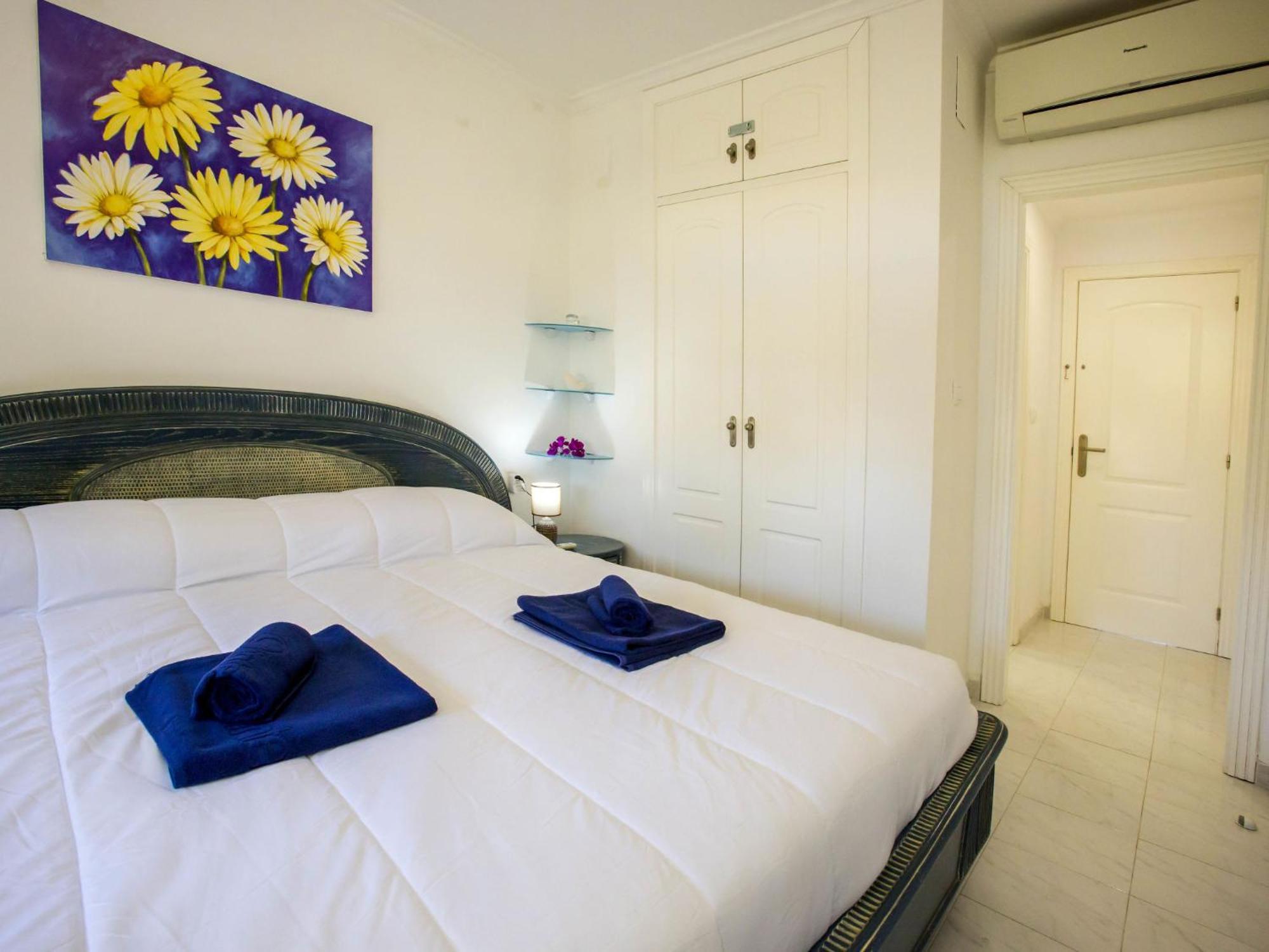 La Giralda F By Interhome *