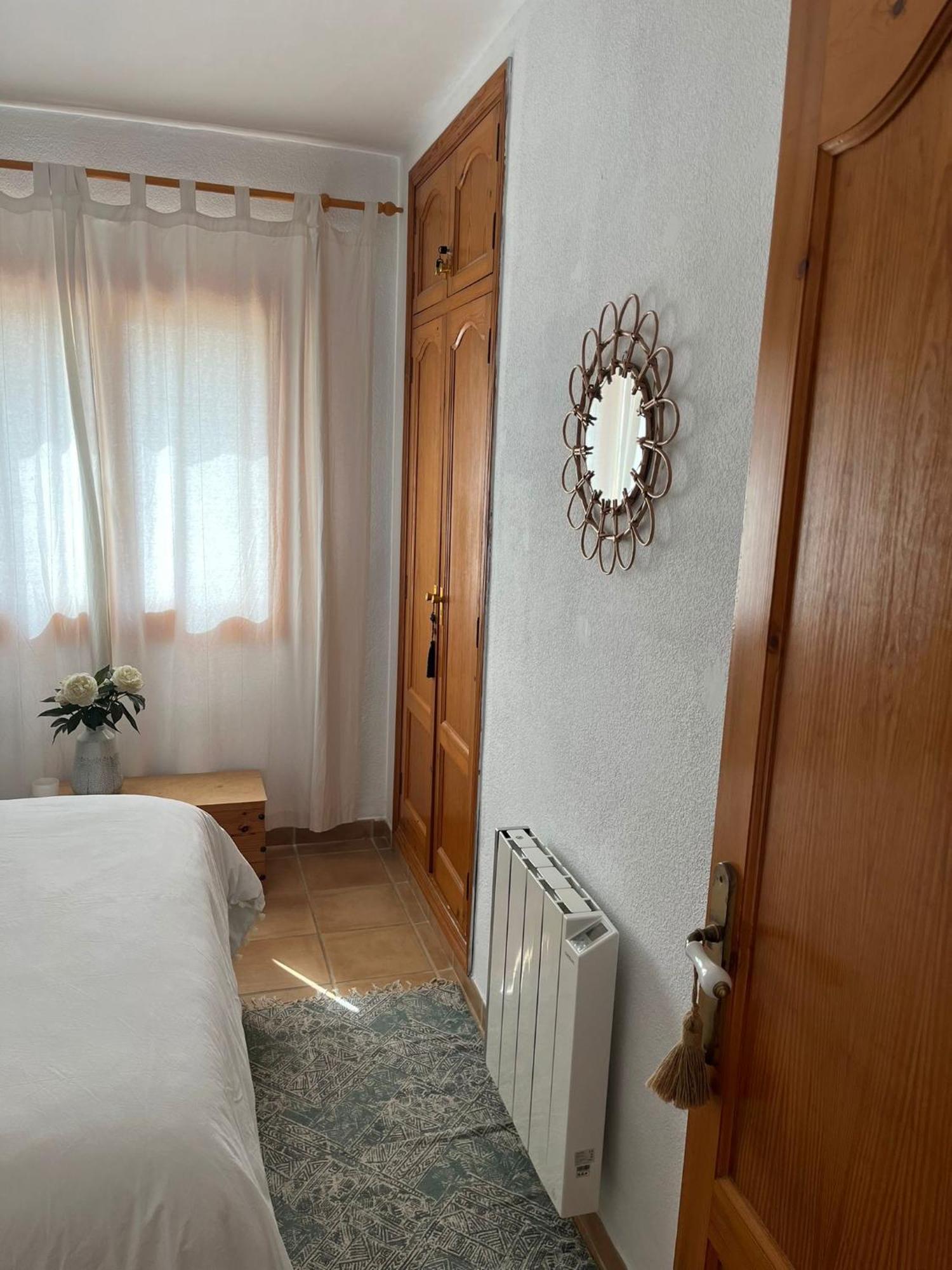 Apartamento Atico Con Salida Directa A La Playa - *