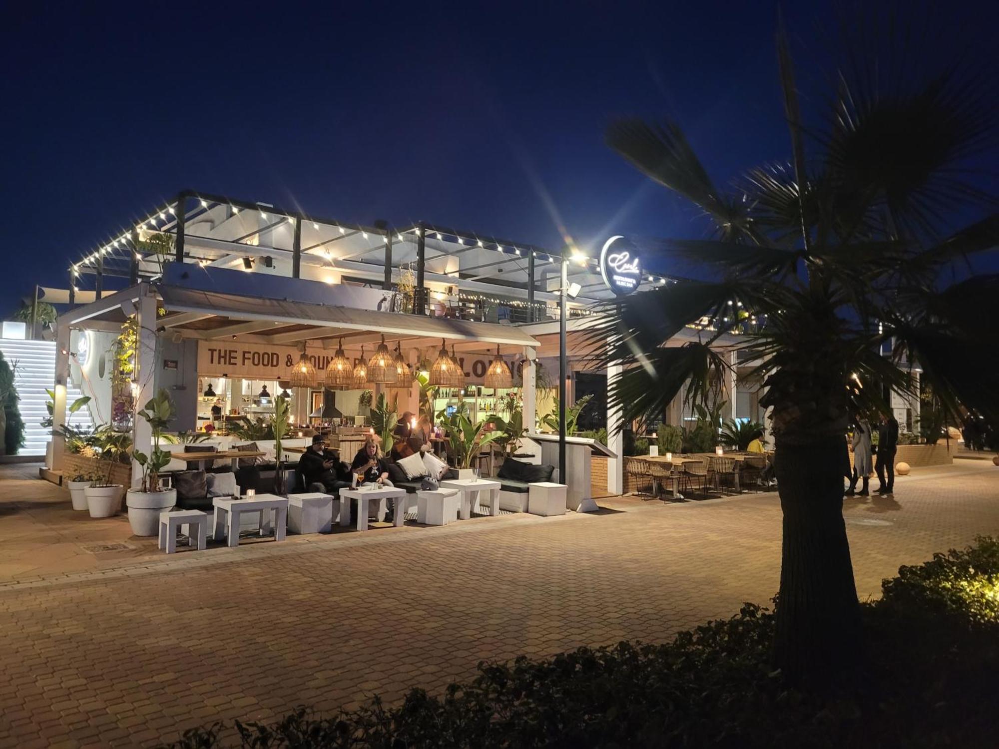 Penthouse Velas *