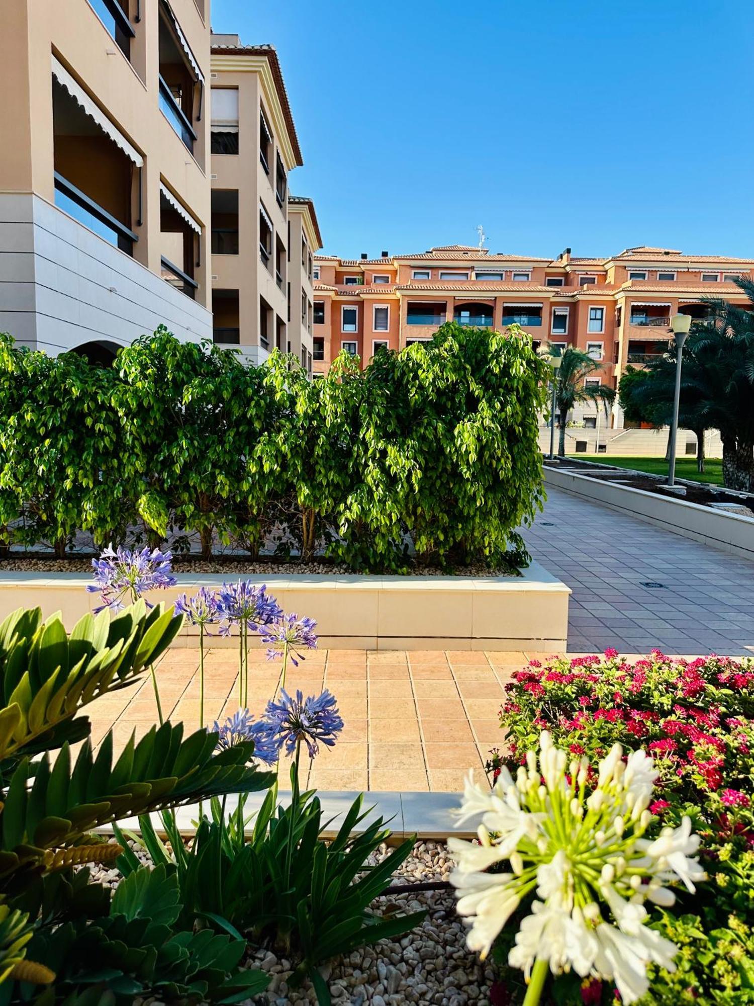 Jardines De 24 Apartamento