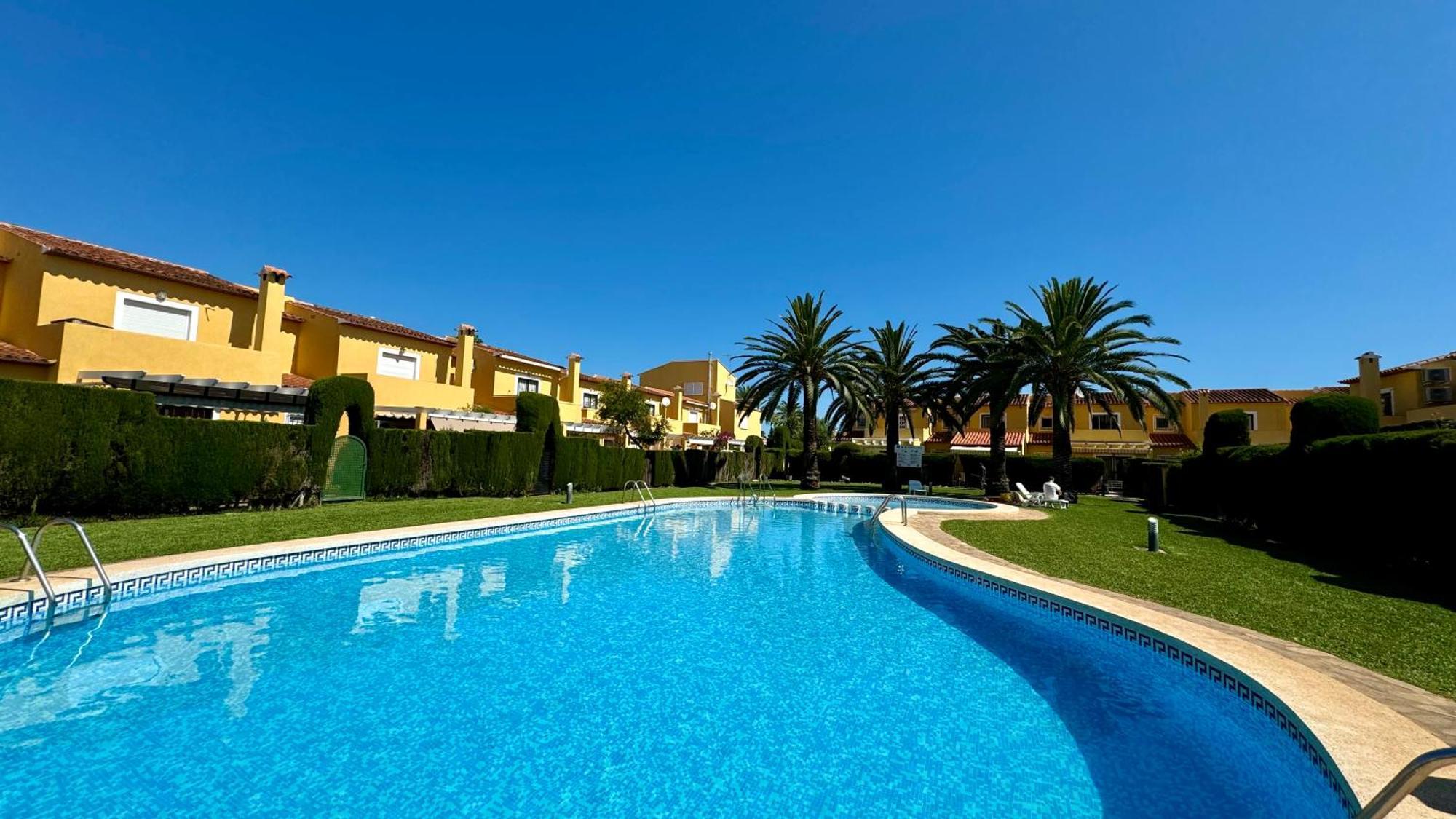 Apartment Datiler Vybdenia