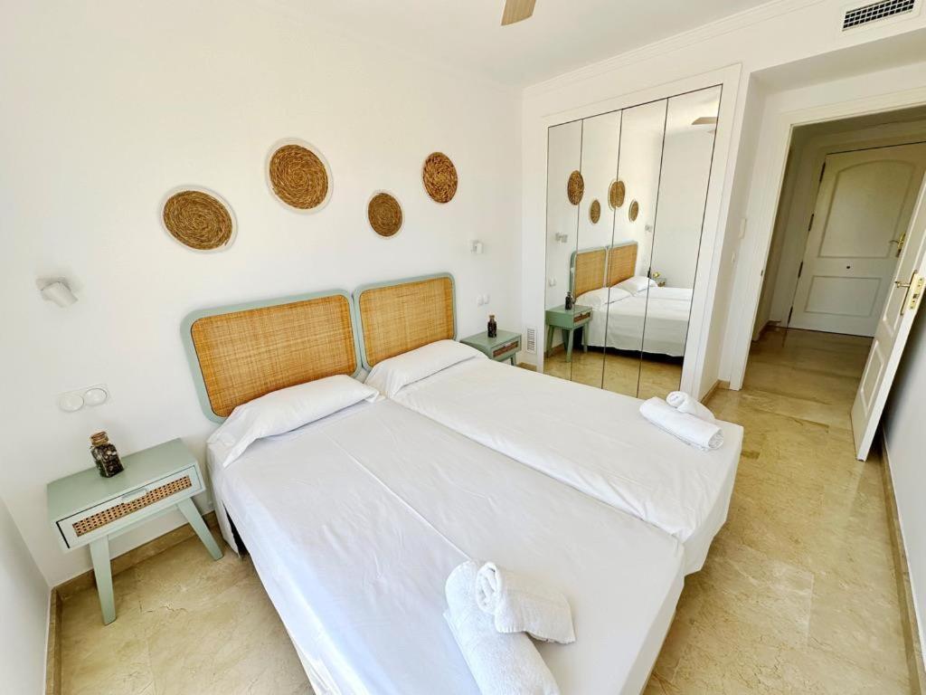 Apartment Atico Frontal Al Mar Con Piscina Privada By Homeprive