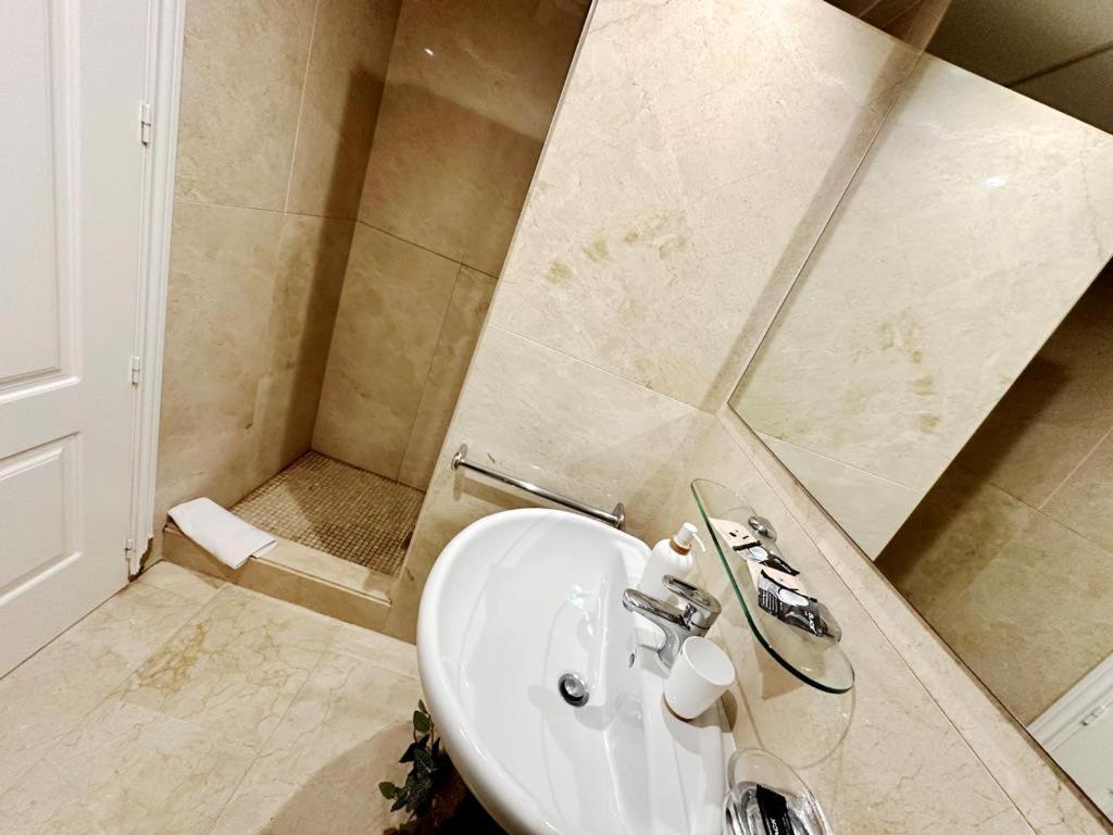Apartment Atico Frontal Al Mar Con Piscina Privada By Homeprive *