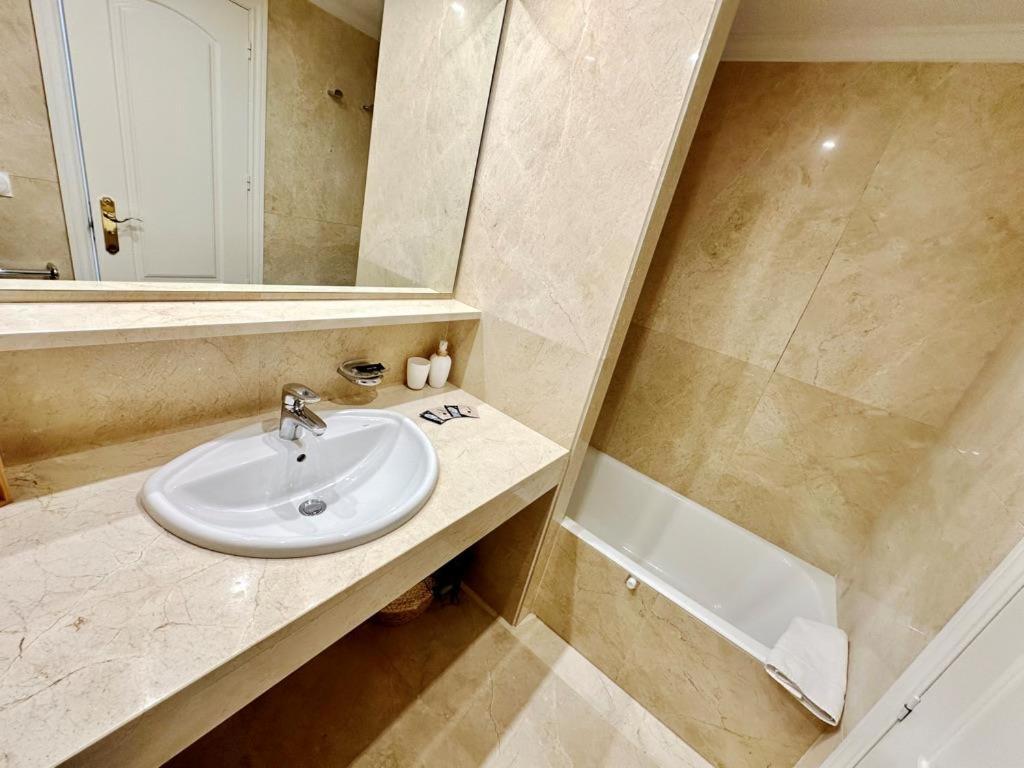Apartment Atico Frontal Al Mar Con Piscina Privada By Homeprive Denia