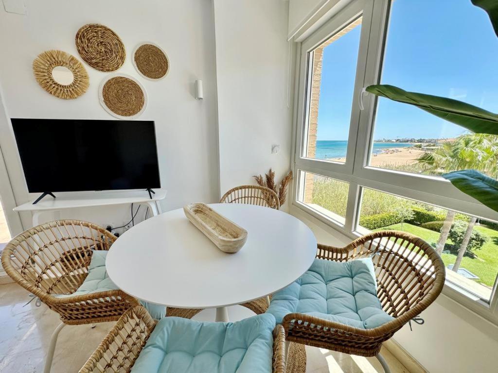 Atico Frontal Al Mar Con Piscina Privada By Homeprive * Denia
