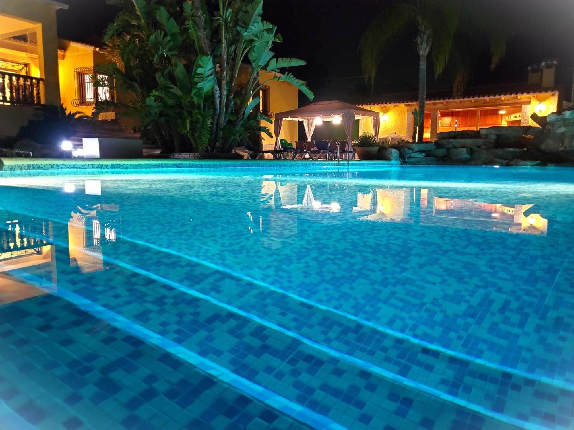 With Private Pool And Tennis Court 150 Metres From The Sea-villa El Olivo Villa Denia