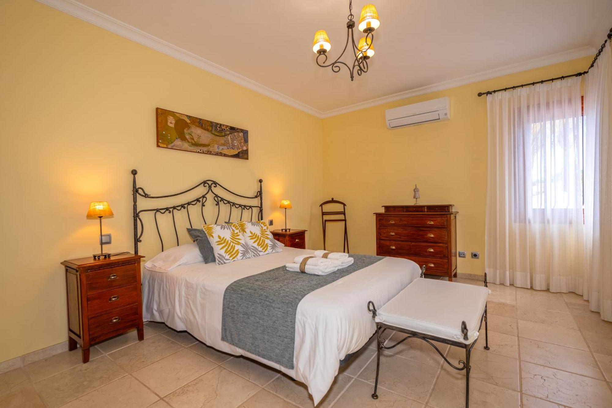 With Private Pool And Tennis Court 150 Metres From The Sea-villa El Olivo Villa *