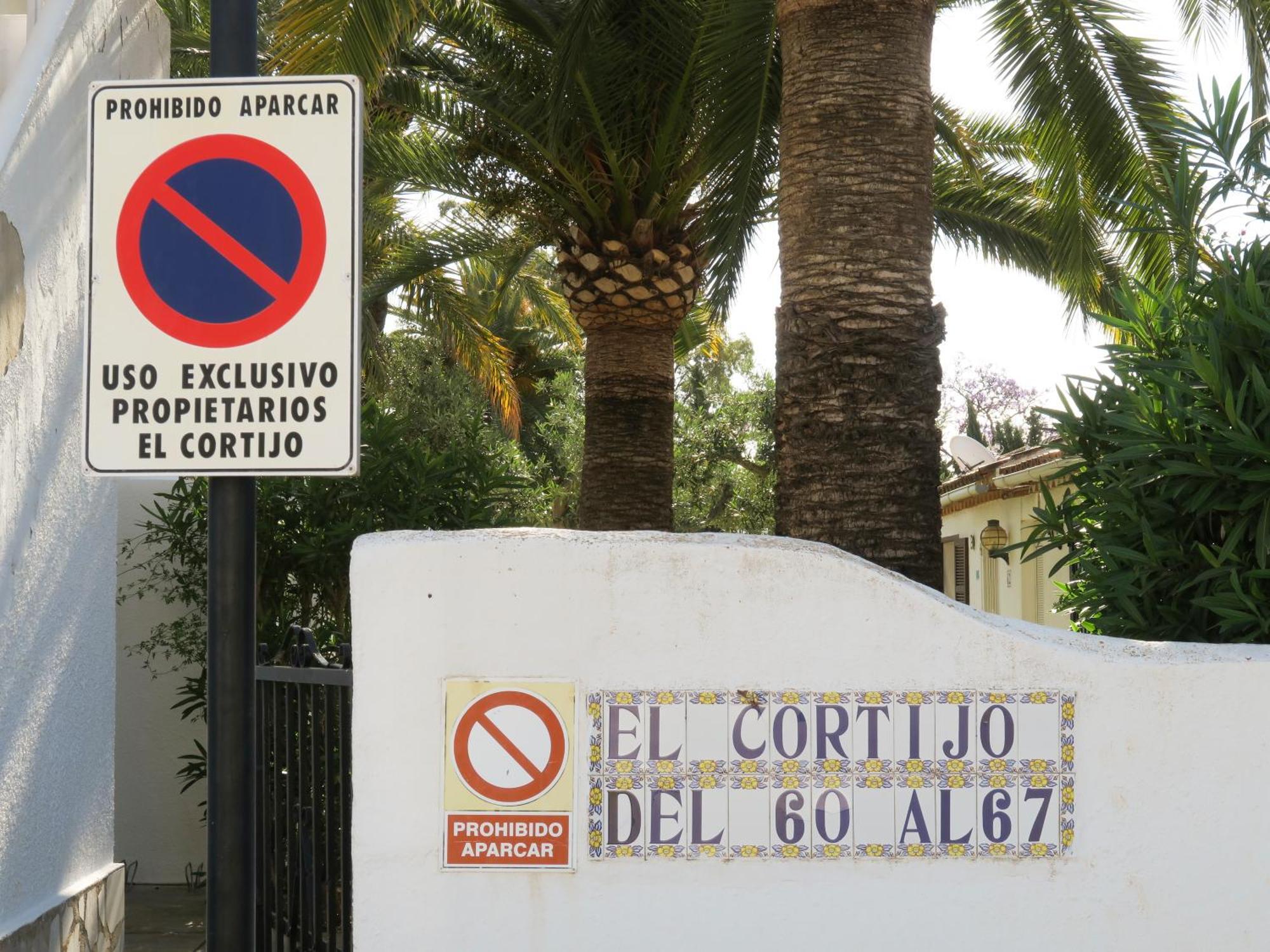 Casa Dos Piscinas Y Jardin Privado, Fibra 1 Gb Dénia
