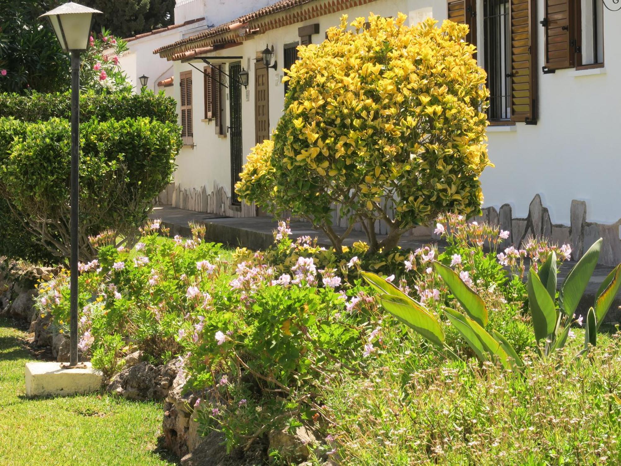 Casa Dos Piscinas Y Jardin Privado, Fibra 1 Gb Сasa de vacaciones Dénia
