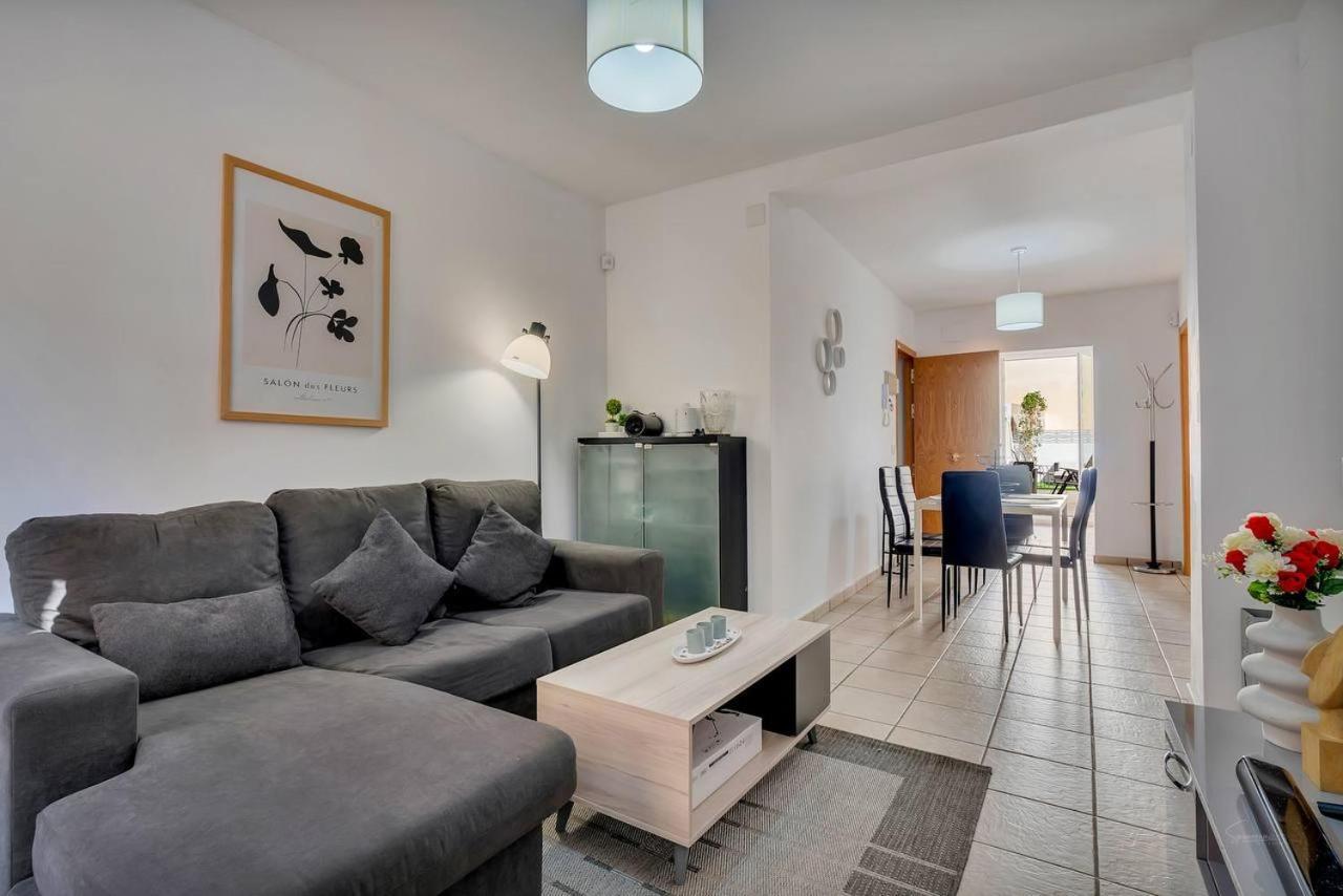 Terrace & Bbq Experience Apartment Denia