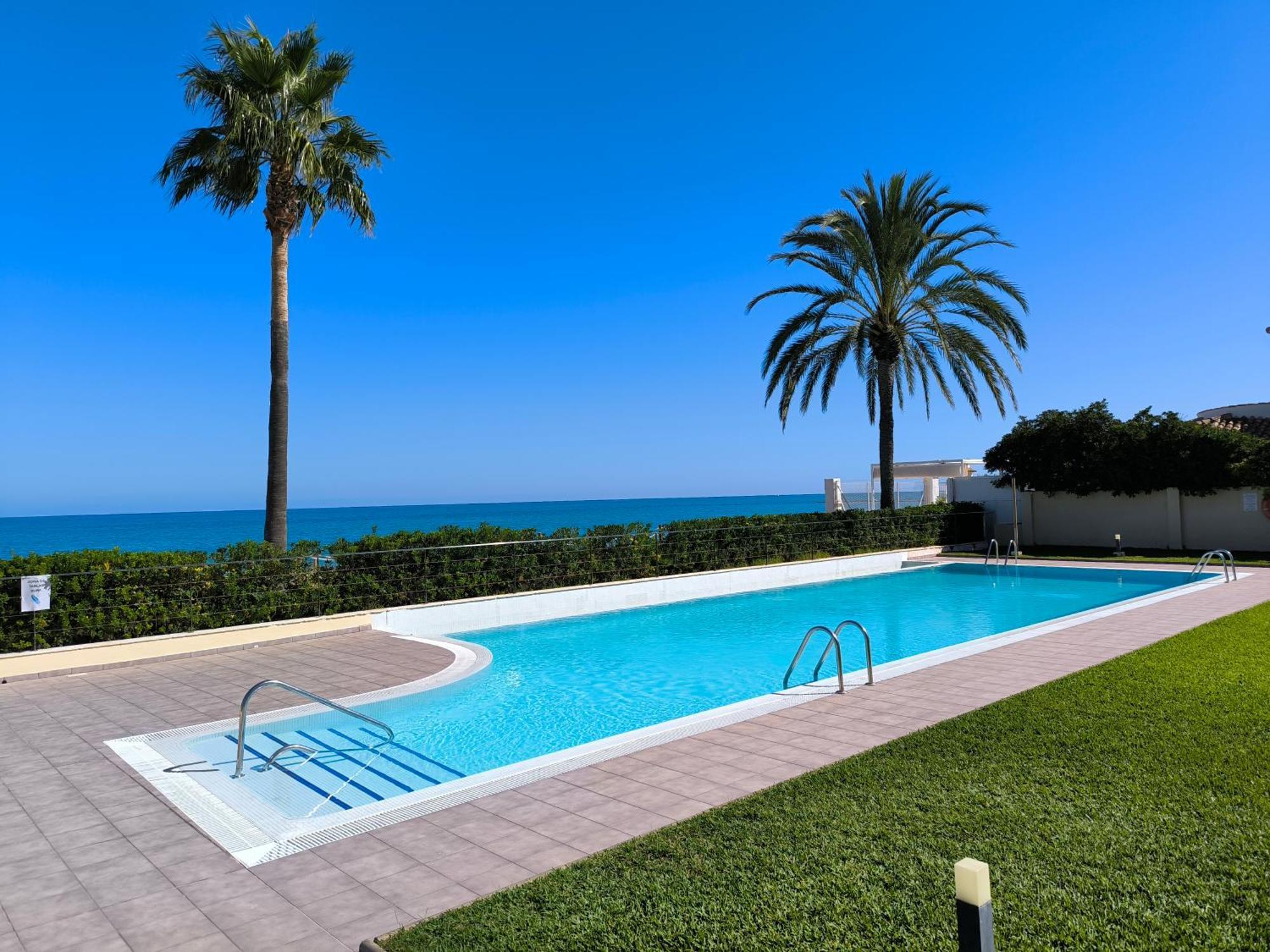 Apartment Marenia, Duplex En Primera Linea De Playa