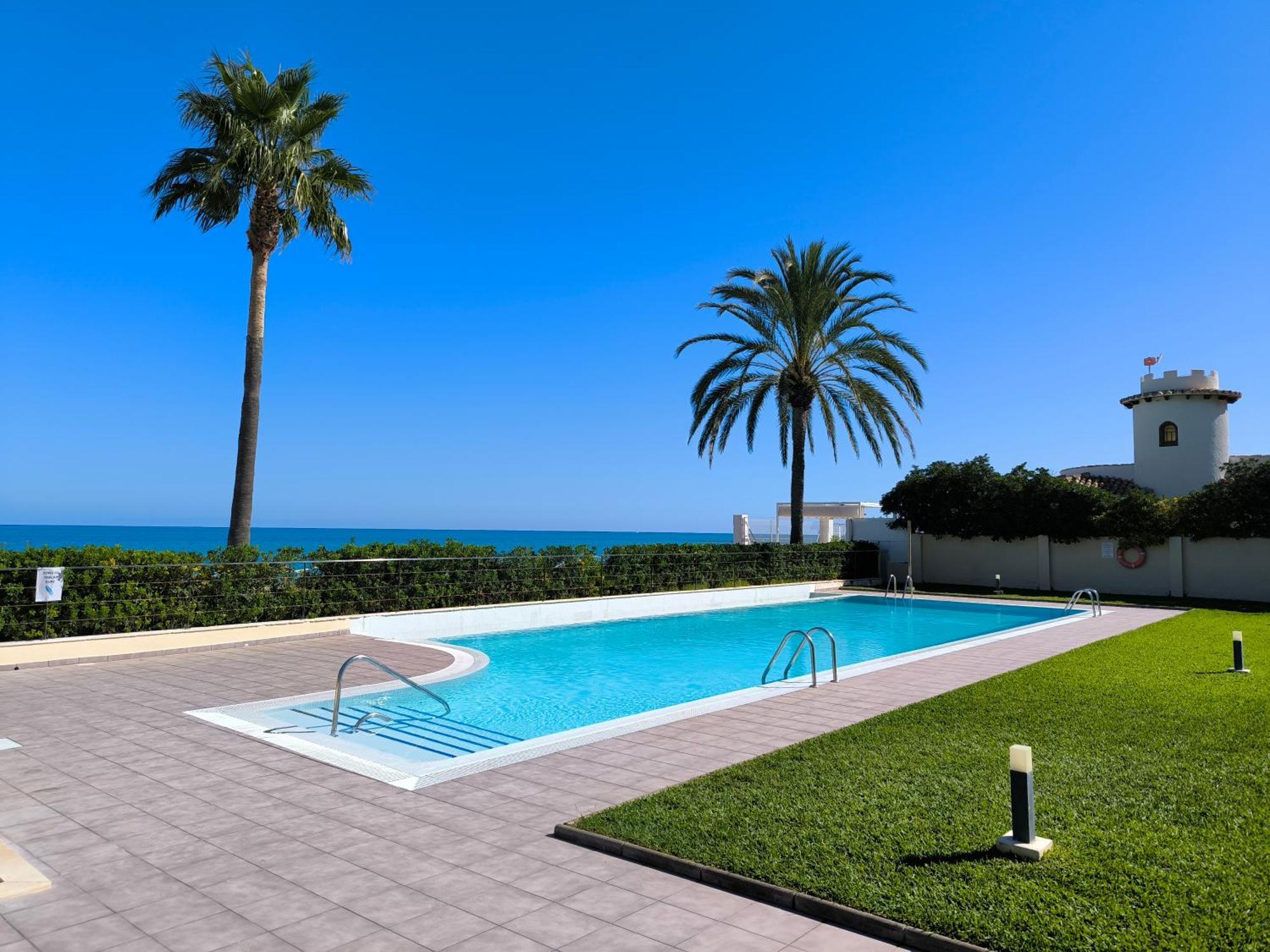 Marenia, Duplex En Primera Linea De Playa Denia