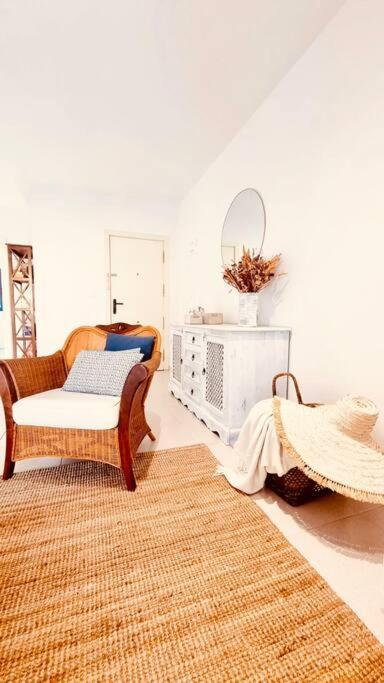Bright Ideal For Long Dénia