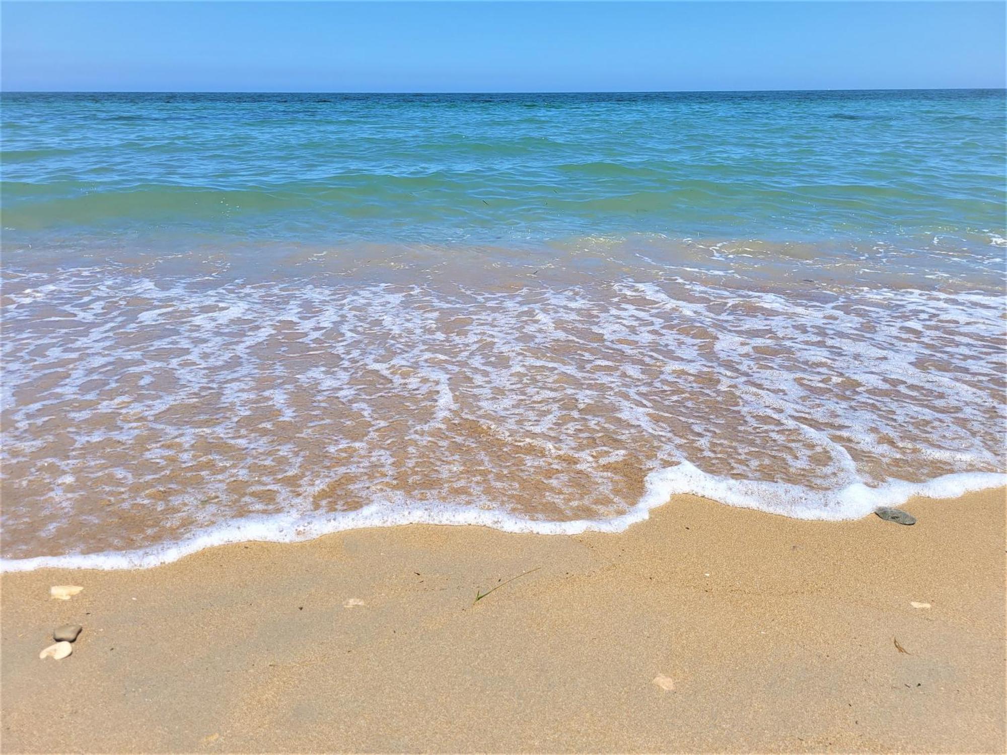 At Seafront With Private Garden-655 Сasa de vacaciones