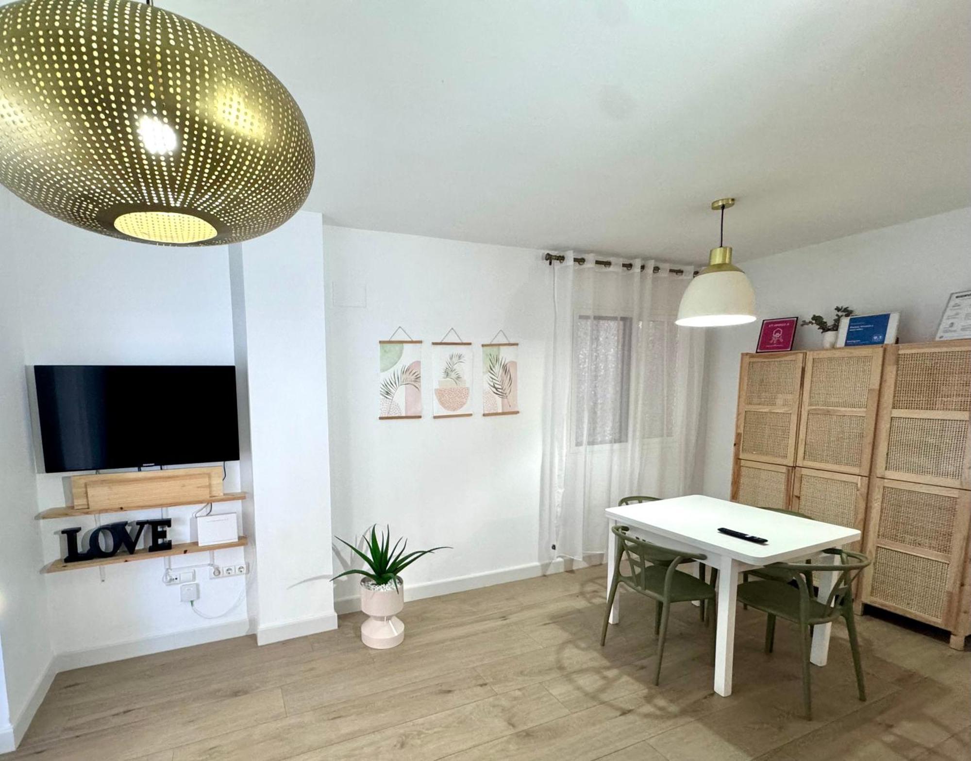 Prendisole Con Piscina Y Terraza Apartment