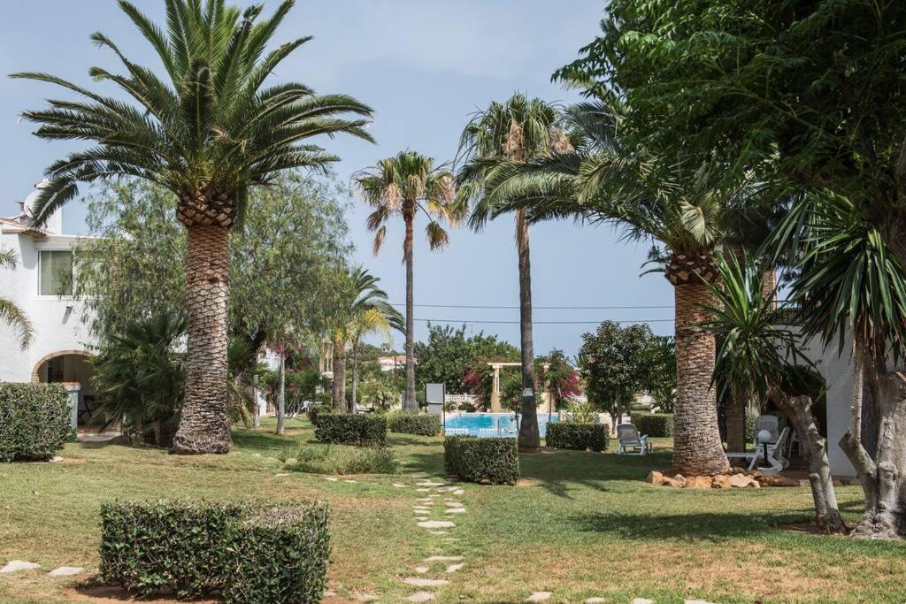 Florida Sol Adorable Adosado Con Piscina * Dénia