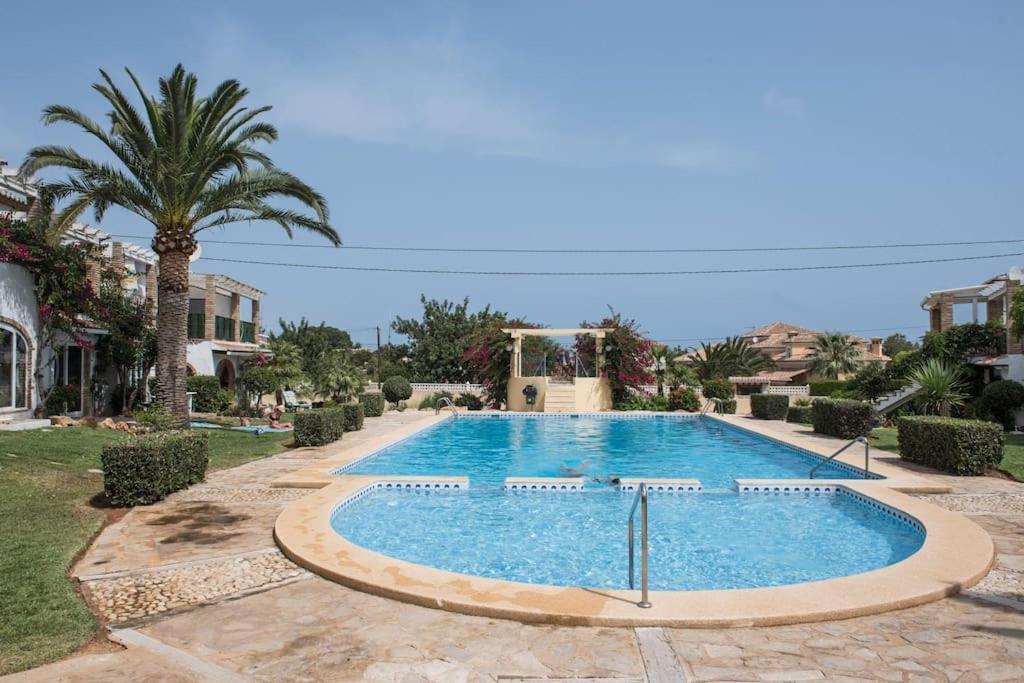 Florida Sol Adorable Adosado Con Piscina Apartamento Dénia