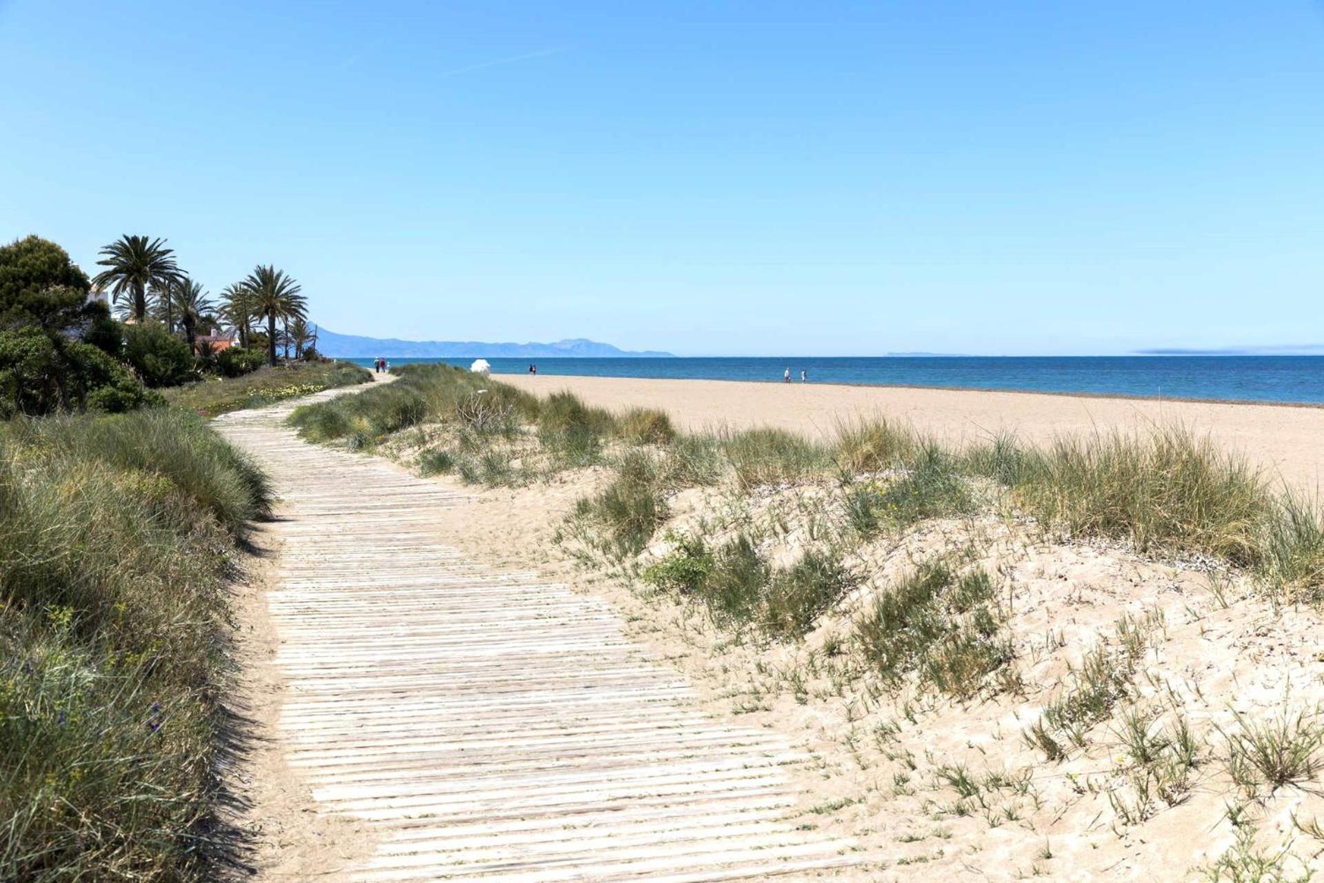 - Vivir La Vida Apartment Denia
