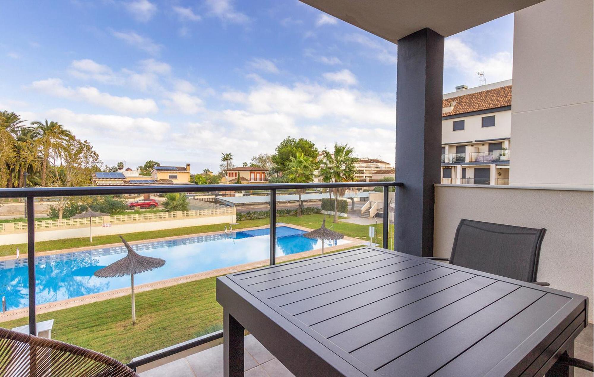 Lovely In With Swimming Pool Dénia