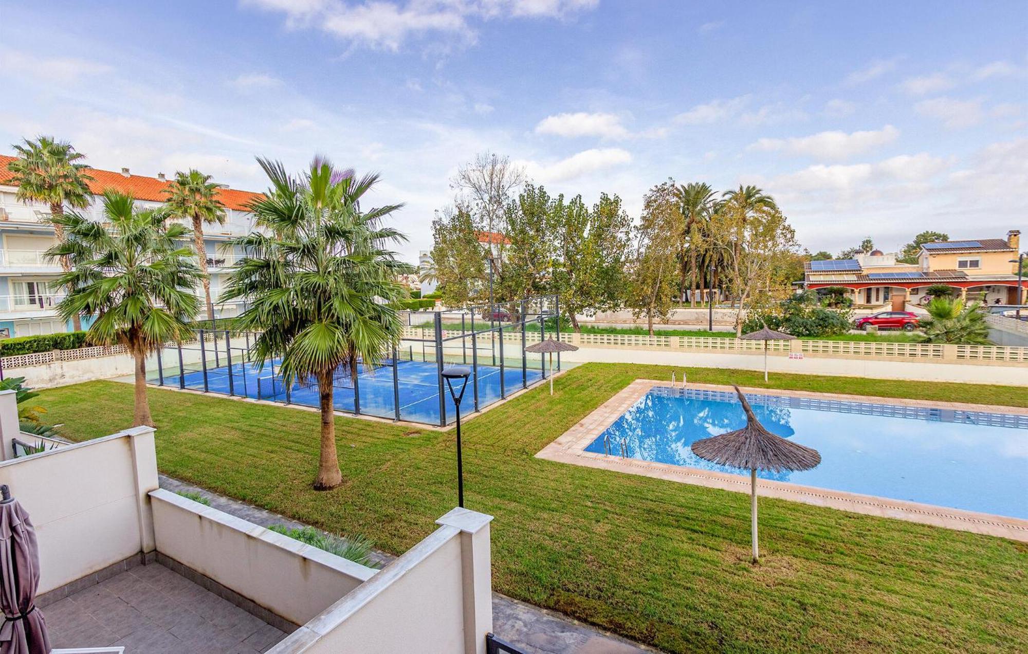 Lovely In With Swimming Pool Dénia