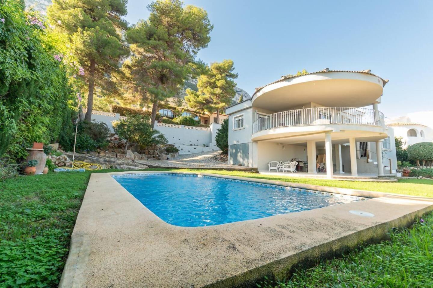Villa Ca Les Vedra *