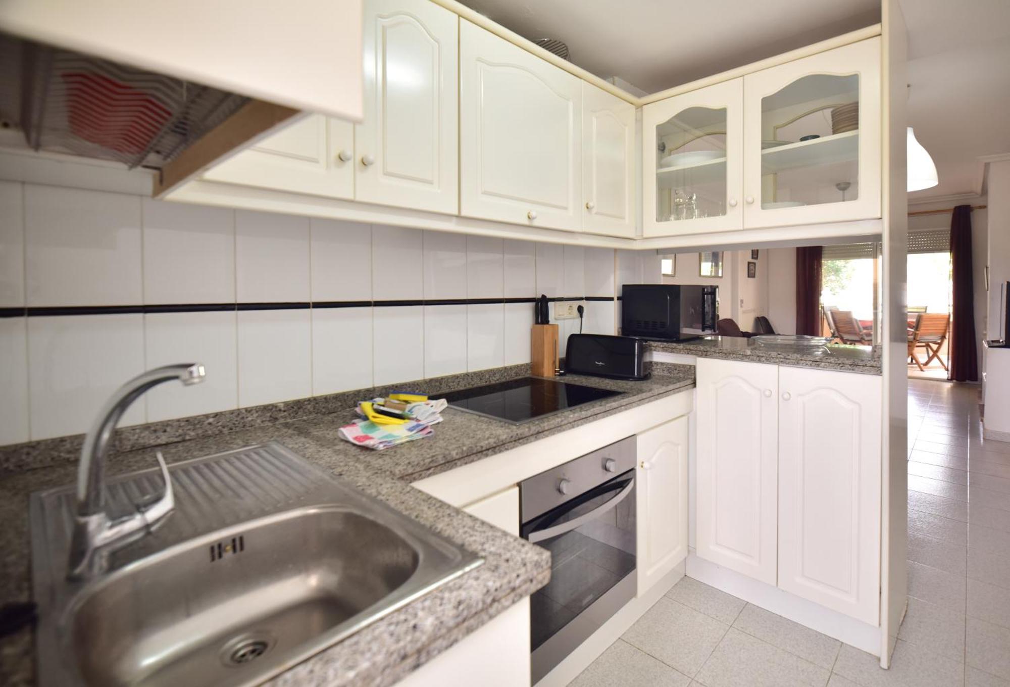 Apartamento Urbanizacion En Primera Linea De Playa