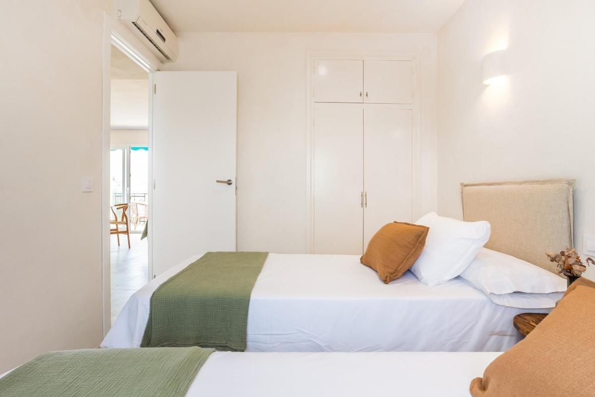 Apartment Resting Of Peace By The Sea