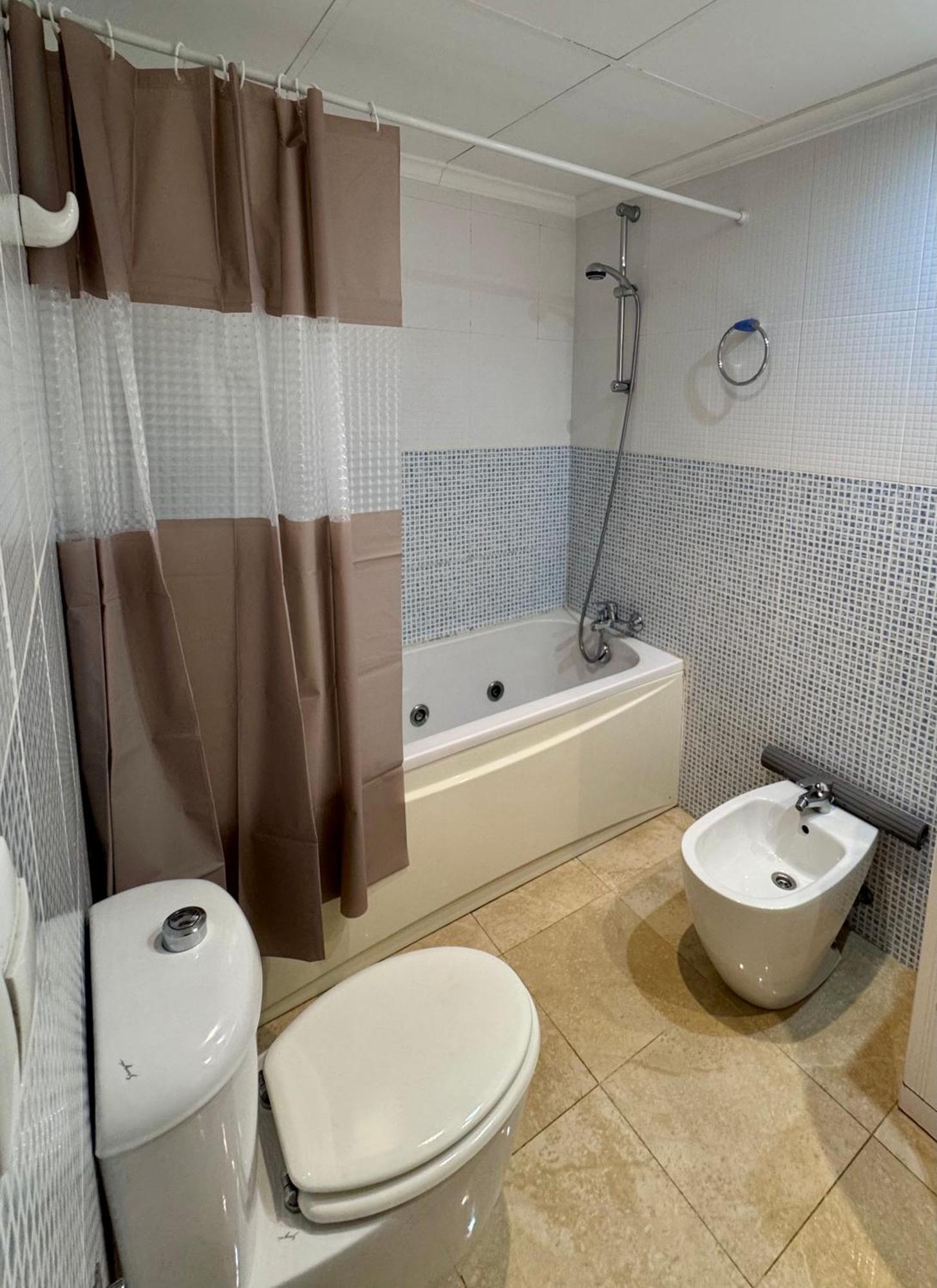 Amplio En Centro Apartamento Dénia