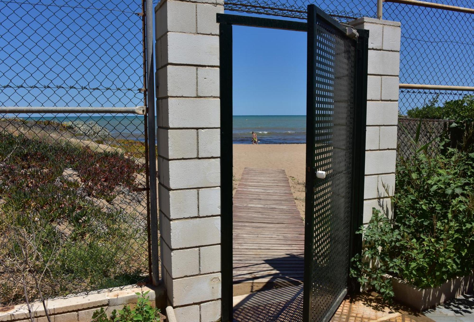 Apartamento Primera Linea De Playa Dénia