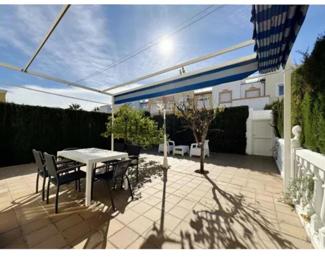 Beautiful Adosado Con Piscina Comunitaria Chalet *