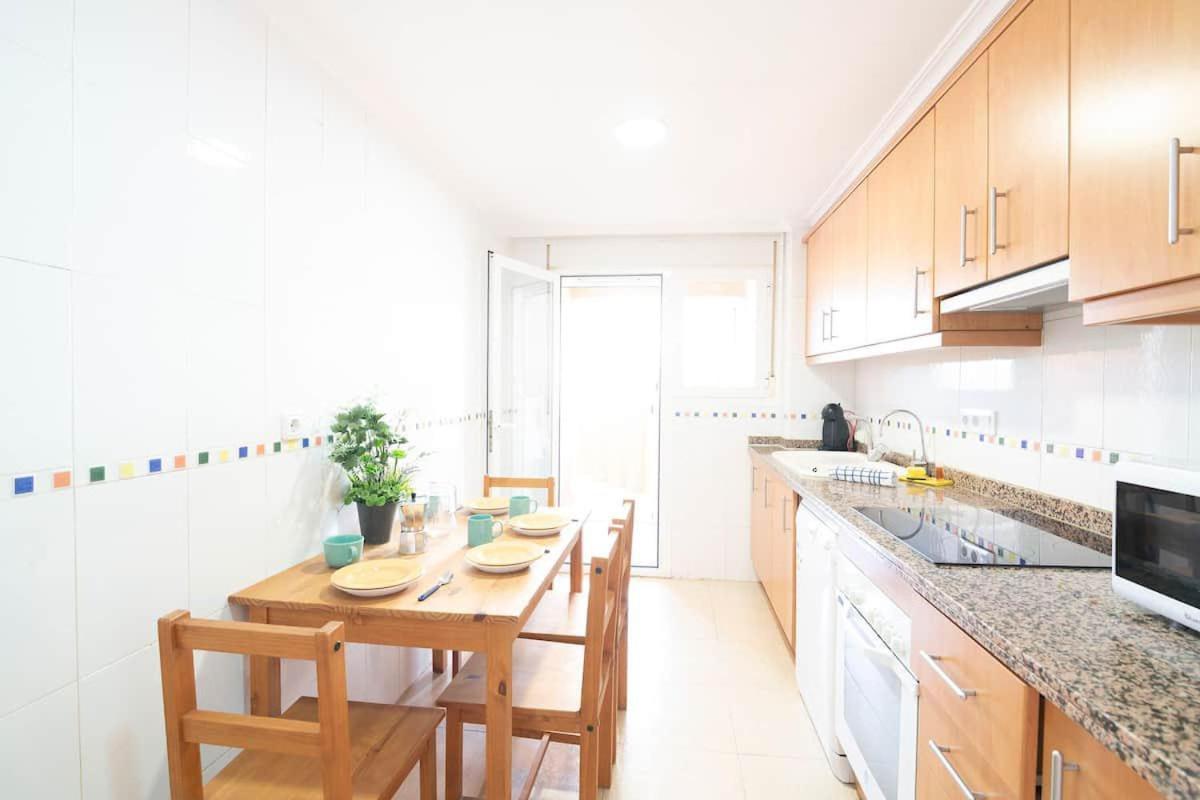 Apartamento Urbanización Con Piscina Mar De