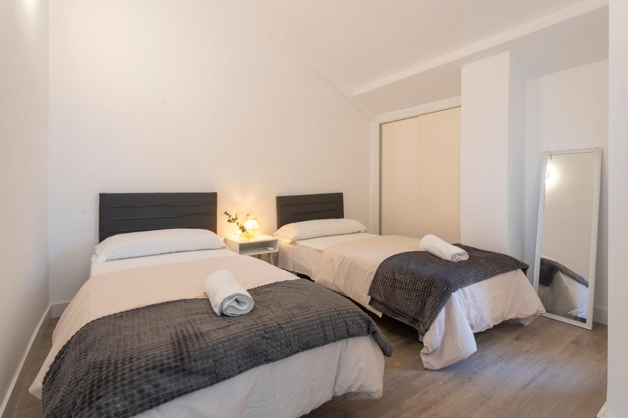 Apartamento Atico 3d Brisas I By Bookindenia *