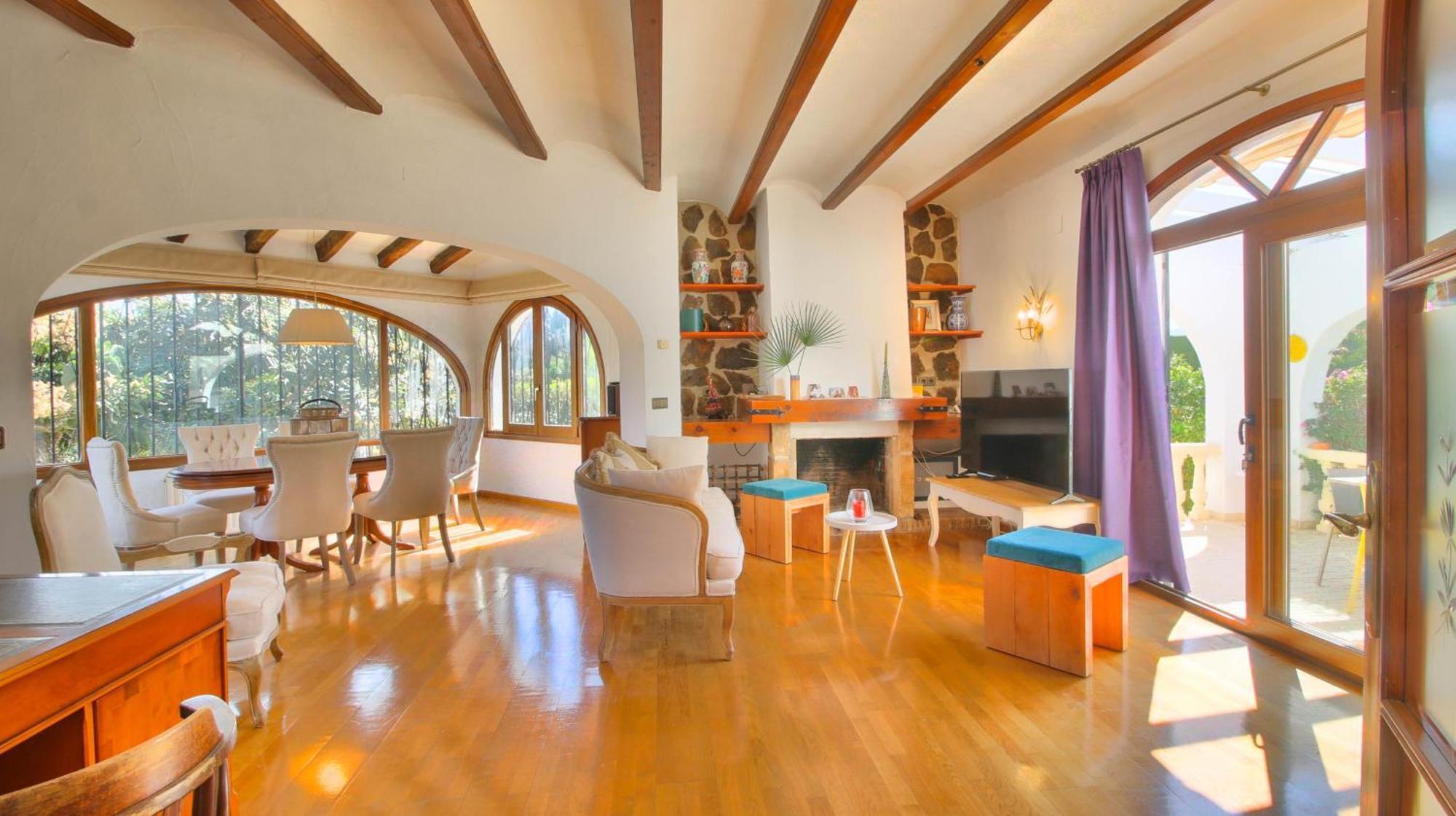 Santa Lucia Ba Villa *