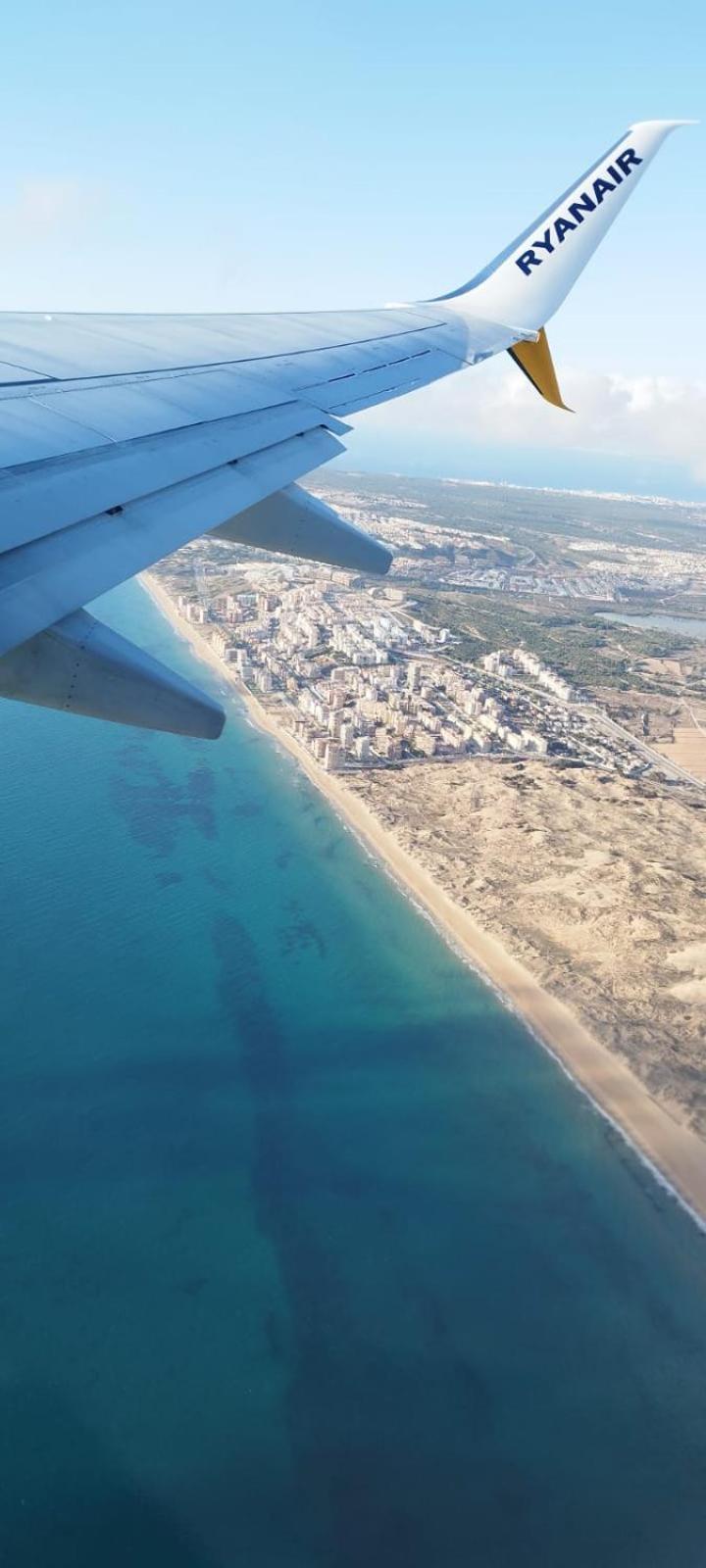 - Bahia De *