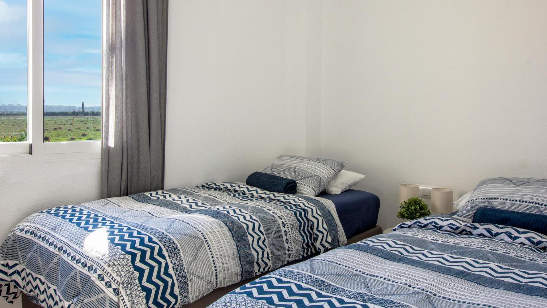 Luxury, Beach, Pool And Garden Apartamento