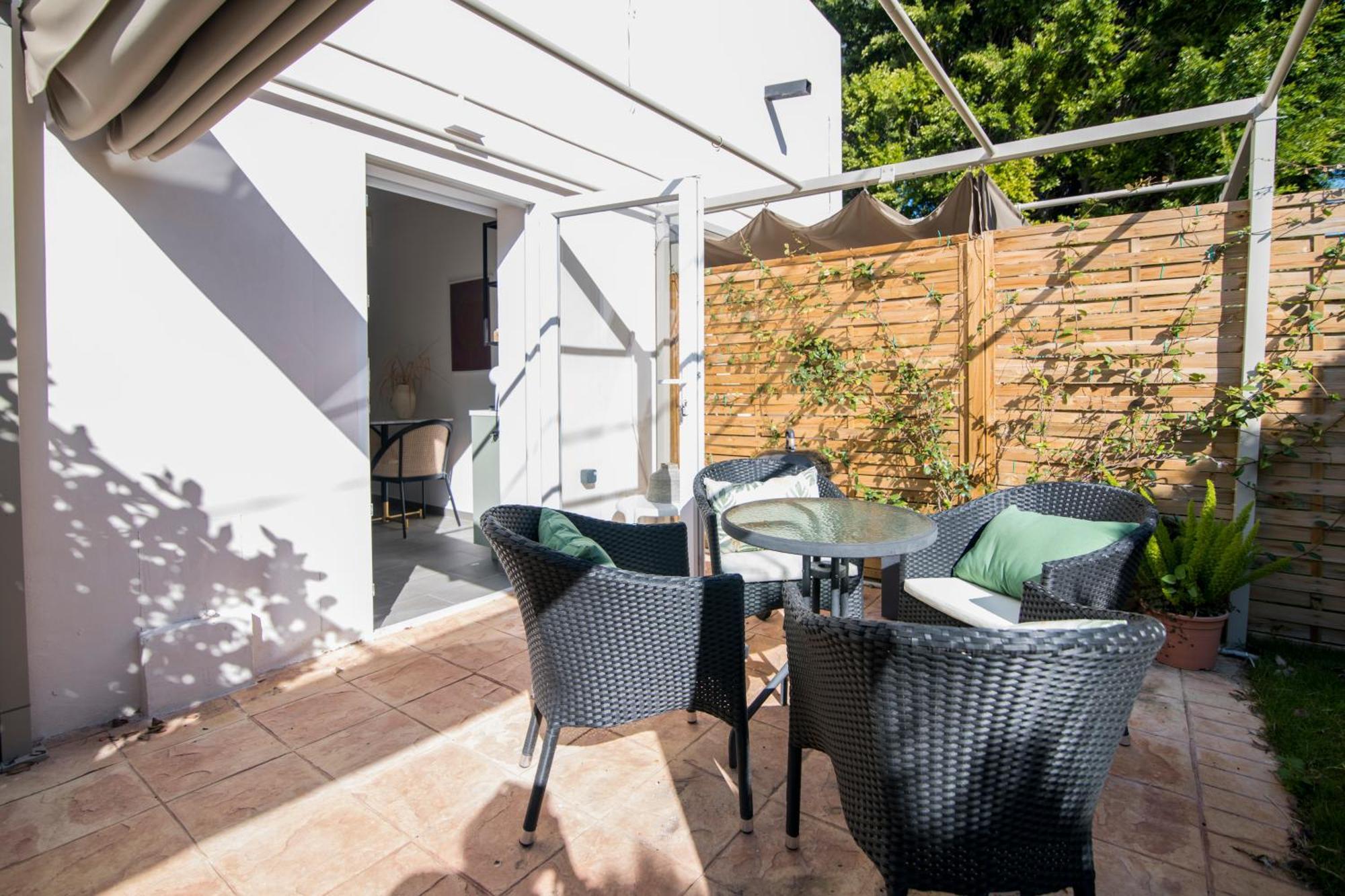 Apartamento Acogedor Con Jardin En 2