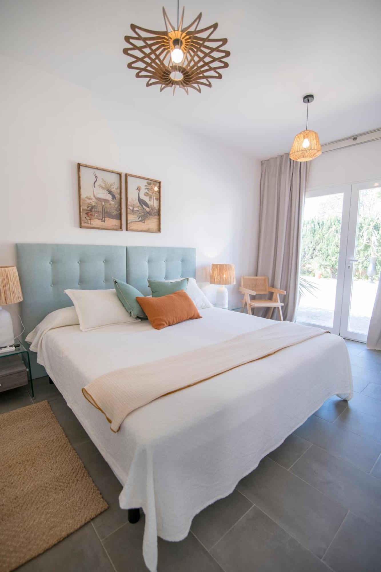 Acogedor Con Jardin En 3