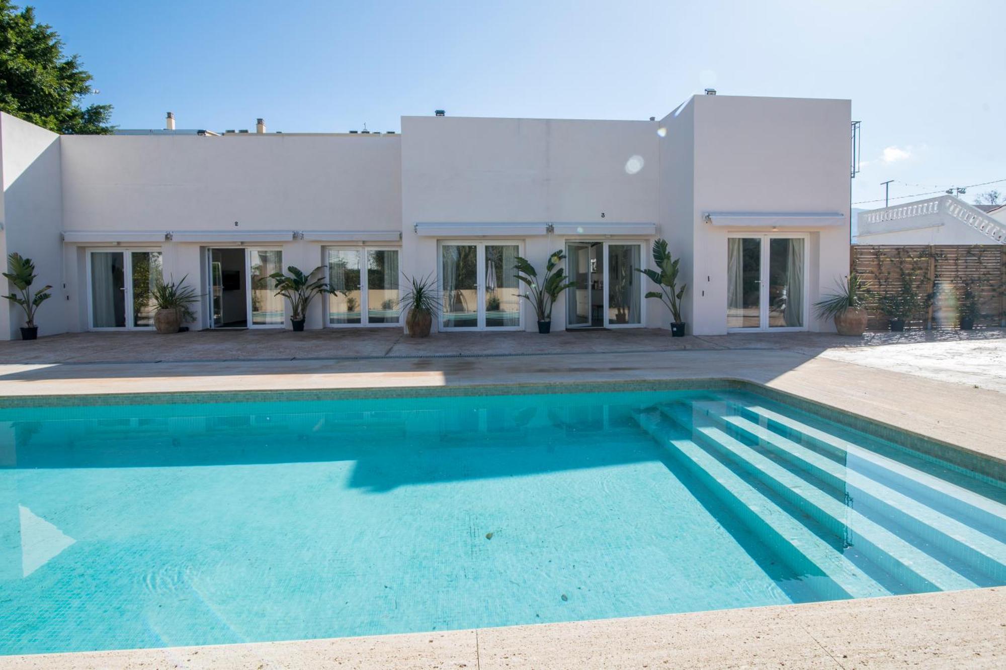Acogedor Con Jardin En 3 Apartamento *