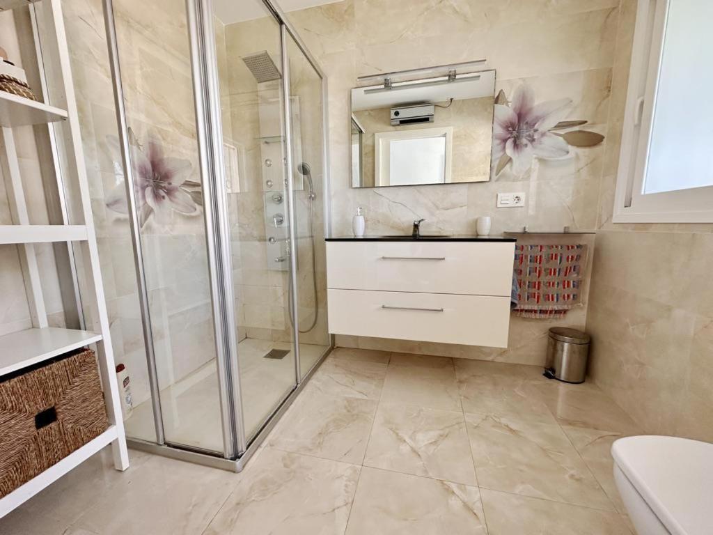 Apartamento Les Rotes 30 By Homeprive