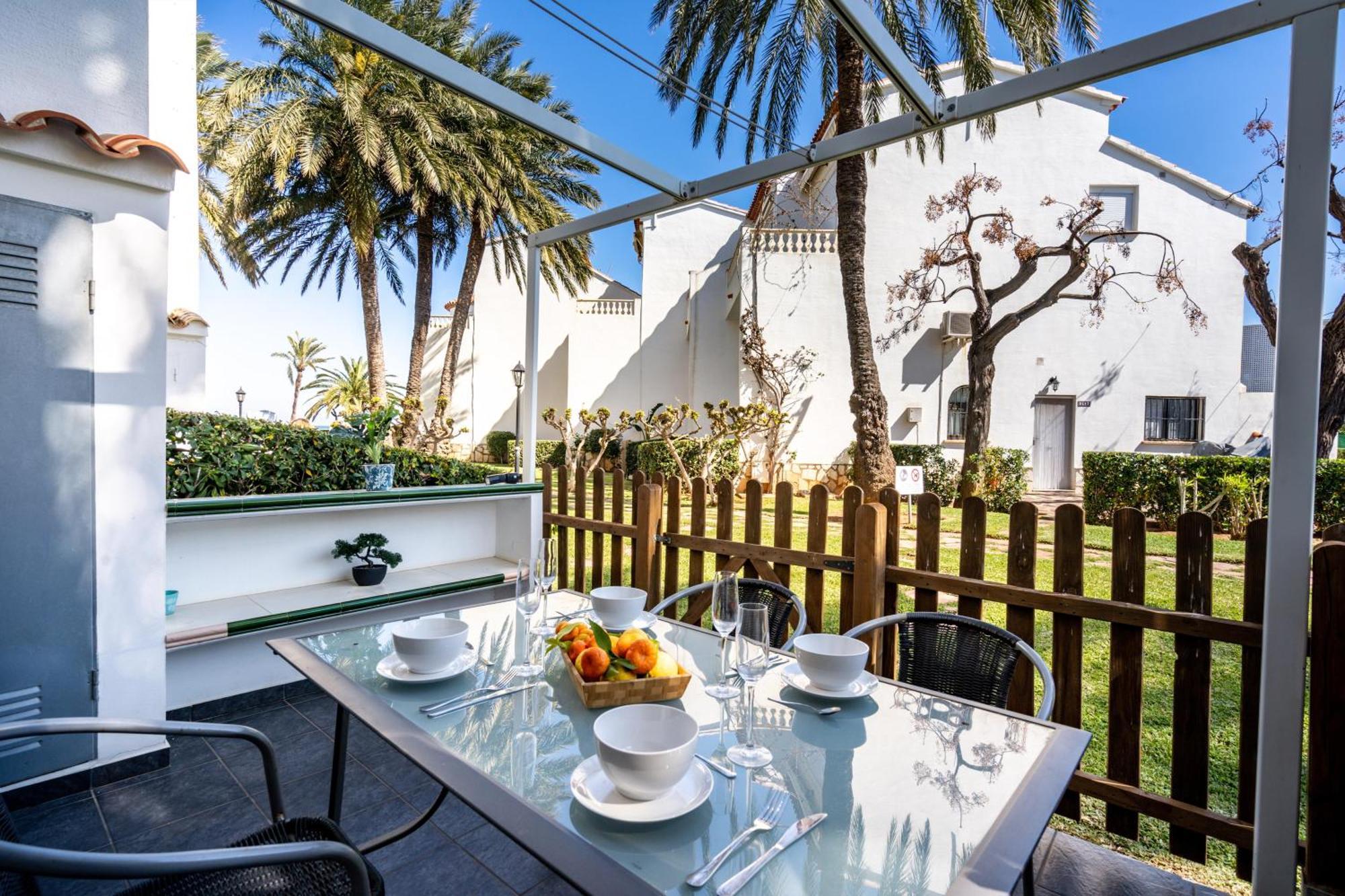 Solymar Apartment *