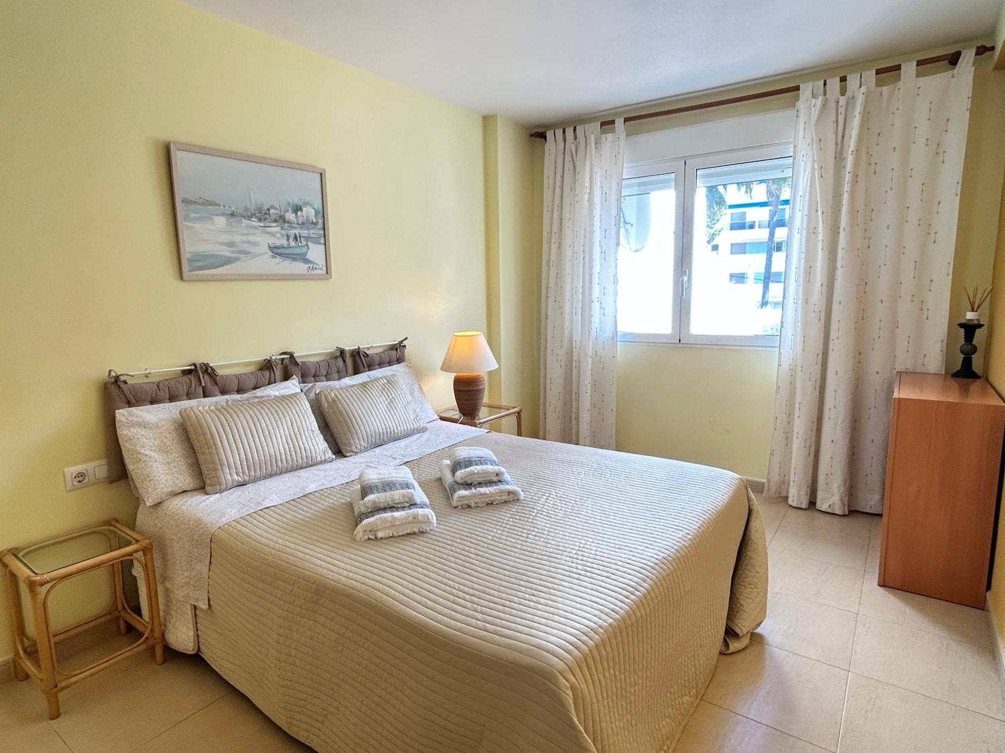 Apartment Sea Views *