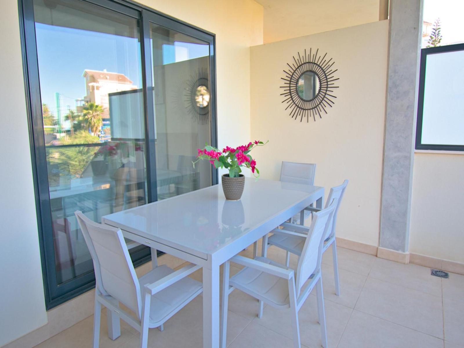 Exquisito By Edeal Homes Apartment Denia