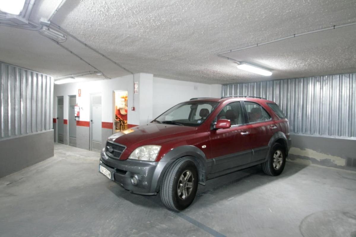 La Rosaleda, Centrico, Con Garaje Y Terraza Exterior Apartamento