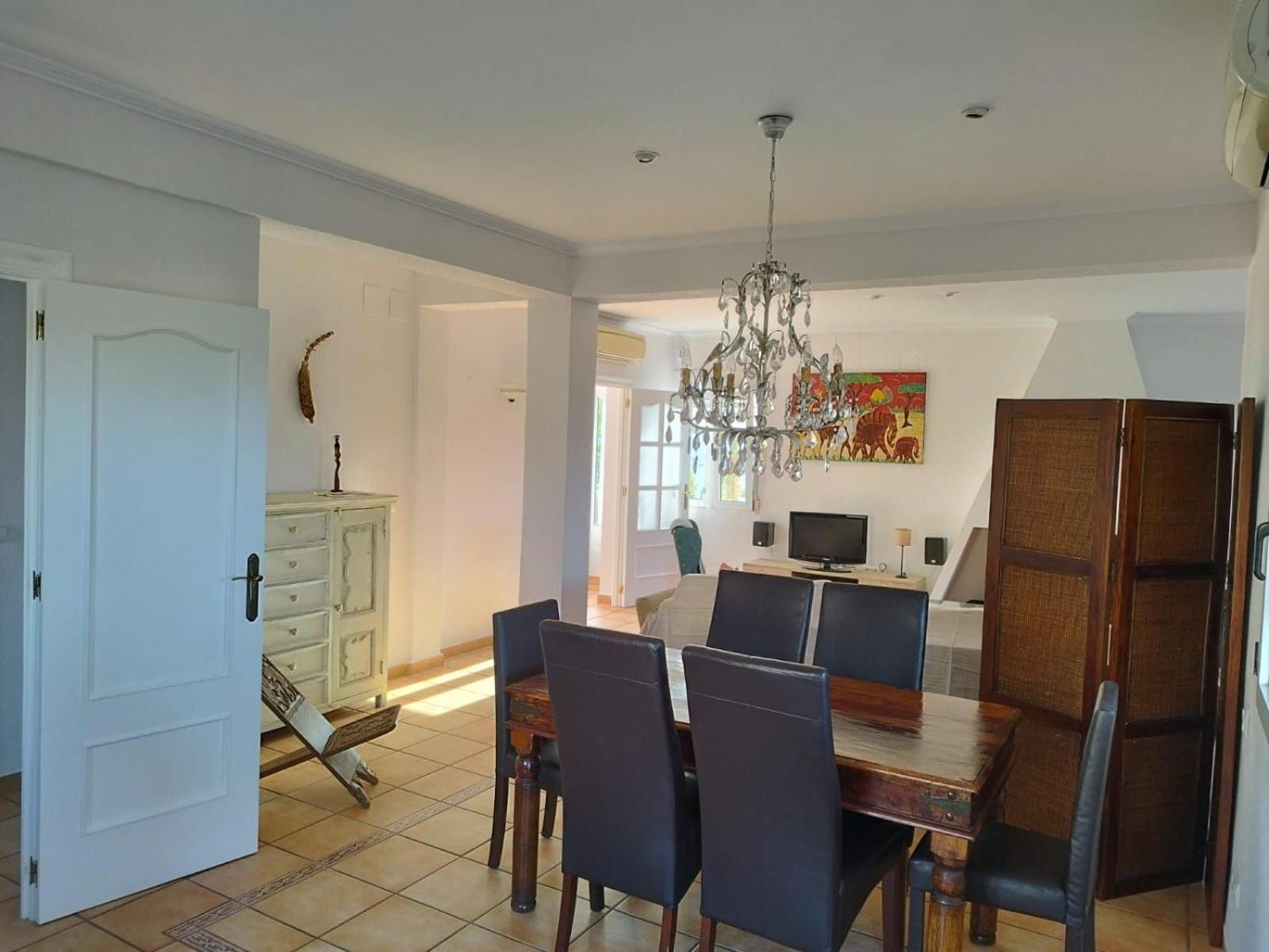Eirene By Family Homes *
