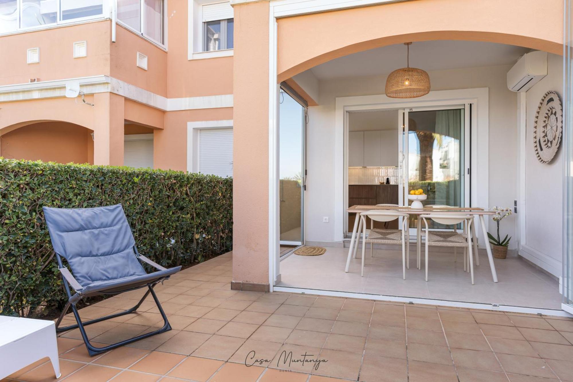 Apartamento De Diseno Reformado Con Piscina Y Jardin Dénia