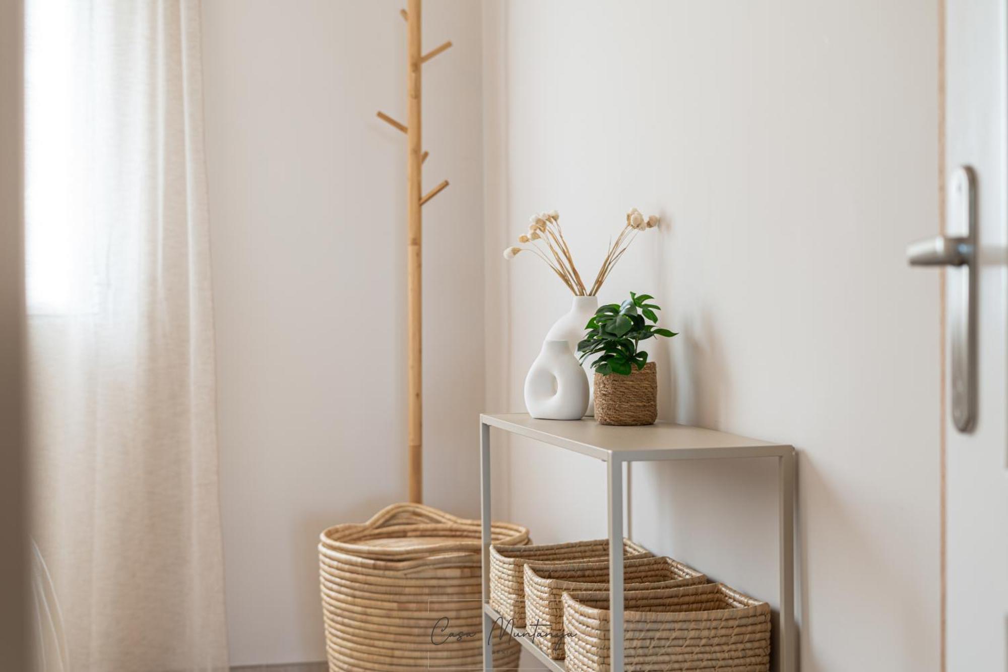 De Diseno Reformado Con Piscina Y Jardin Apartamento *